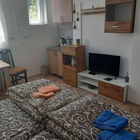 Rm Castell Apartment *