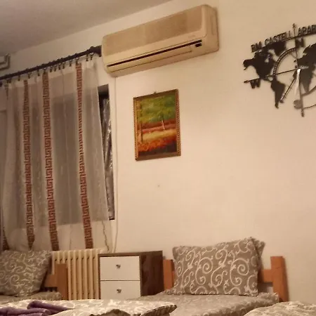 Apartamento Rm Castell Novi Sad